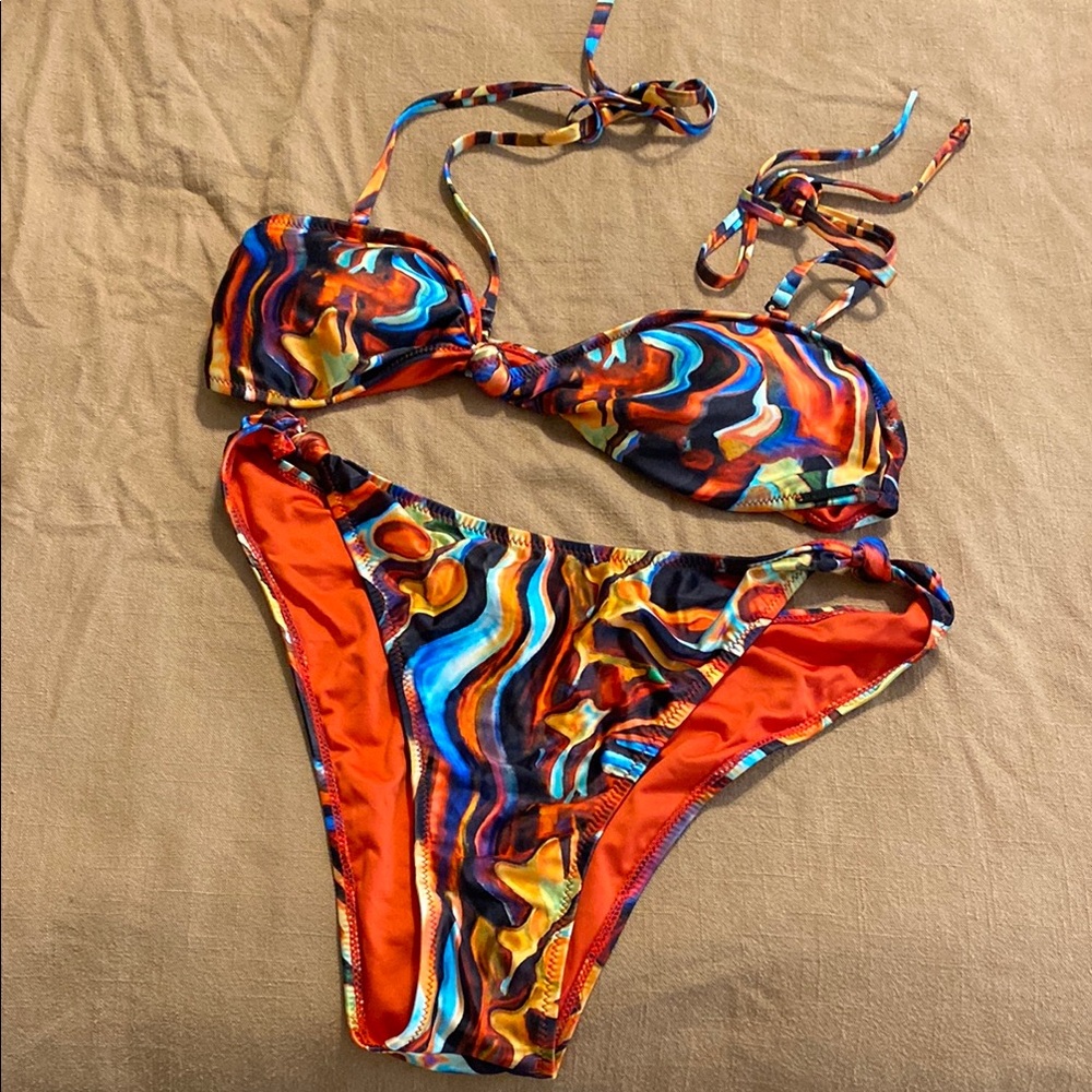 Kendall & Kylie Abstract Colorful Bikini